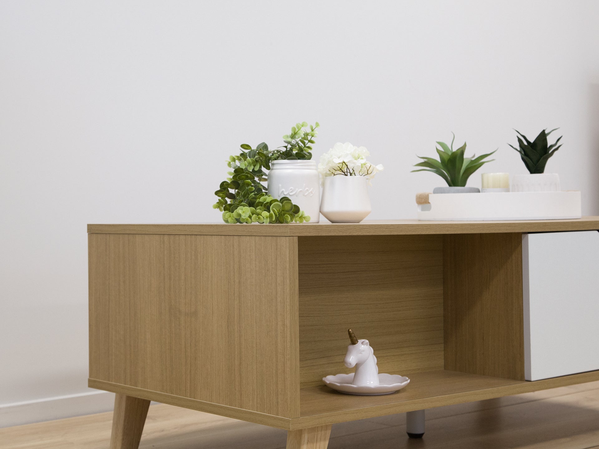 SCHERTZ Wooden Coffee Table - Oak