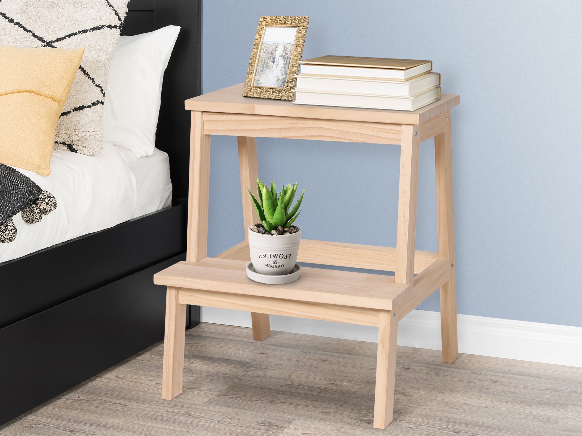 VAN Wooden Step Stool - Oak