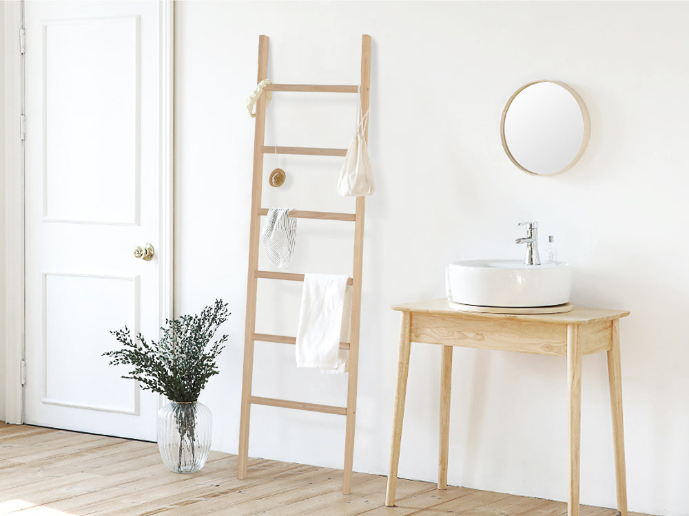 HULA Towel Ladder Rack - Oak