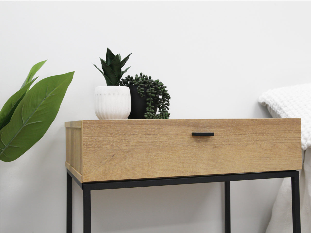 XOAN Wooden Bedside Table - Oak